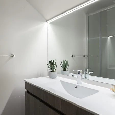 Appartamento Host Wise - Charming Luxurious Flat With Garage Oporto