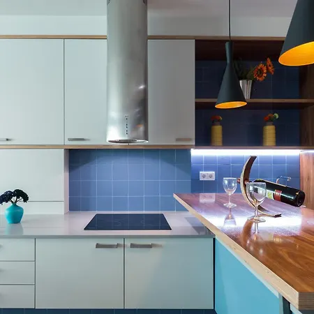 Appartamento Host Wise - Charming Luxurious Flat With Garage *