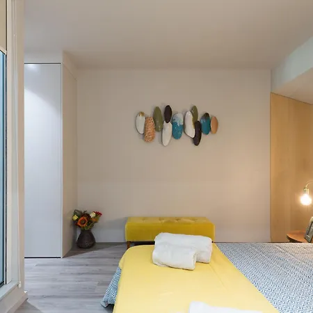 Host Wise - Charming Luxurious Flat With Garage Apartment Porto