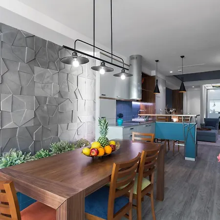 Host Wise - Charming Luxurious Flat With Garage Porto