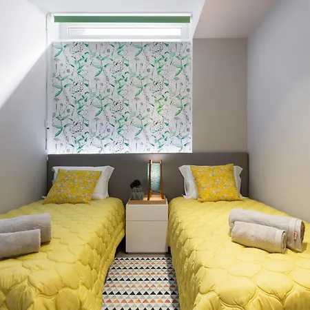 Host Wise - Charming Luxurious Flat With Garage * Porto